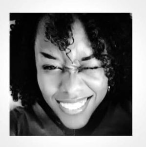 Meet your Posher, Gena